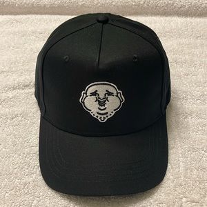 True Religion Black Buddha Snapback  Baseball Cap $59 New
